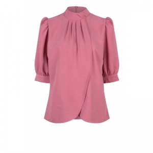 IMPECCABLE DETAIL TOP DUSTY PINK
