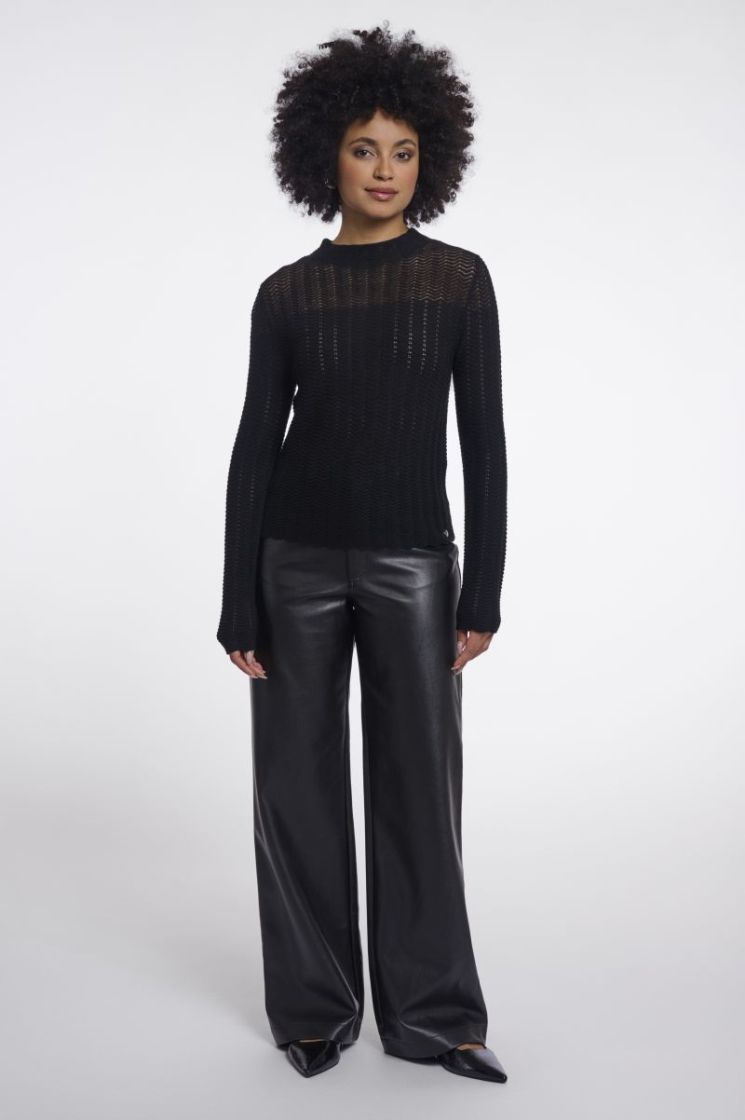 ILVI BLACK