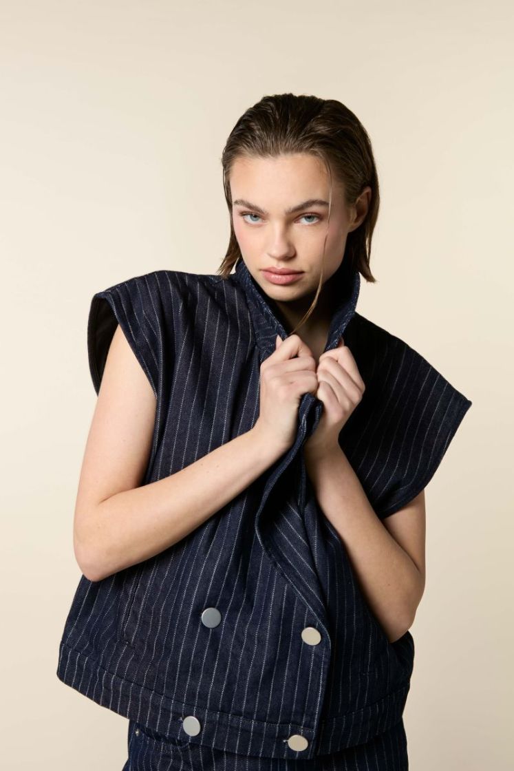 OVERSIZED WAISTCOAT PINSTRIPE DARK STRIPE