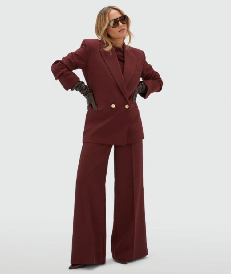 DEE BURGUNDY