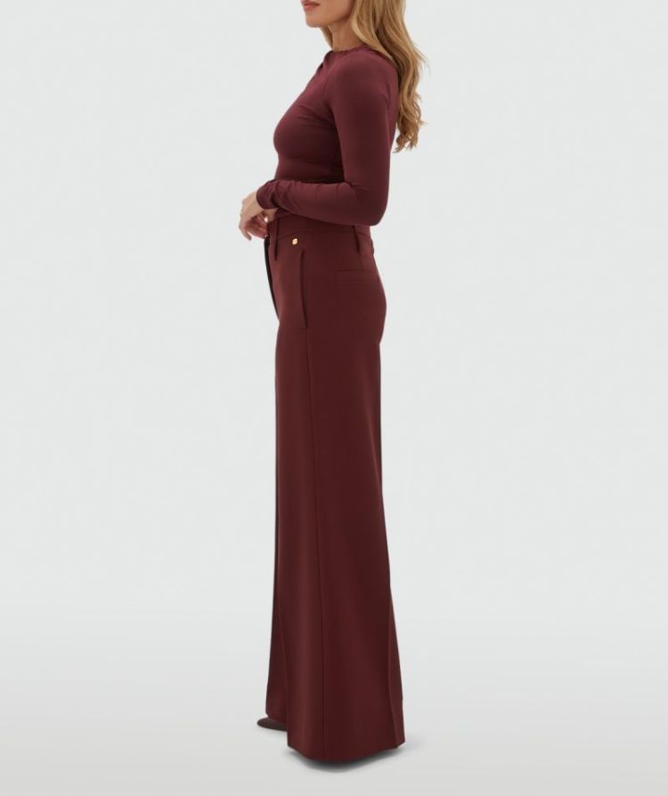 SKY BURGUNDY