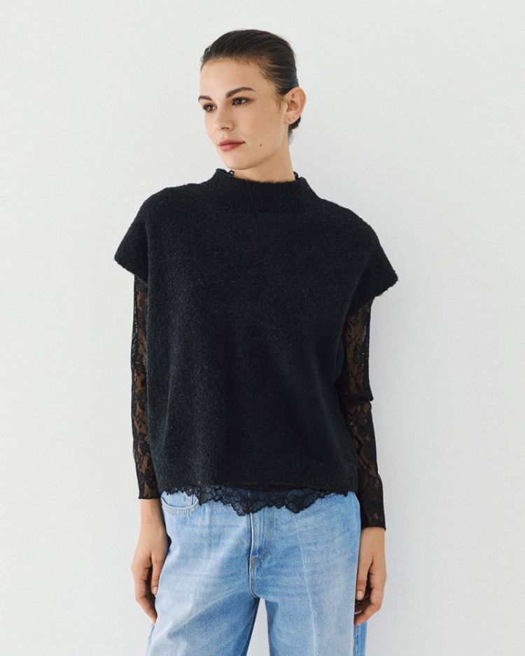 PULL LACE BLACK