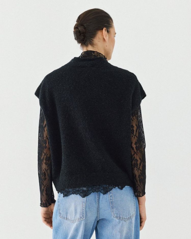 PULL LACE BLACK