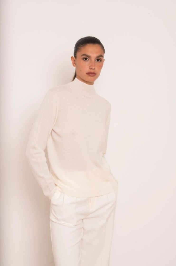PULL COLL  OFF WHITE