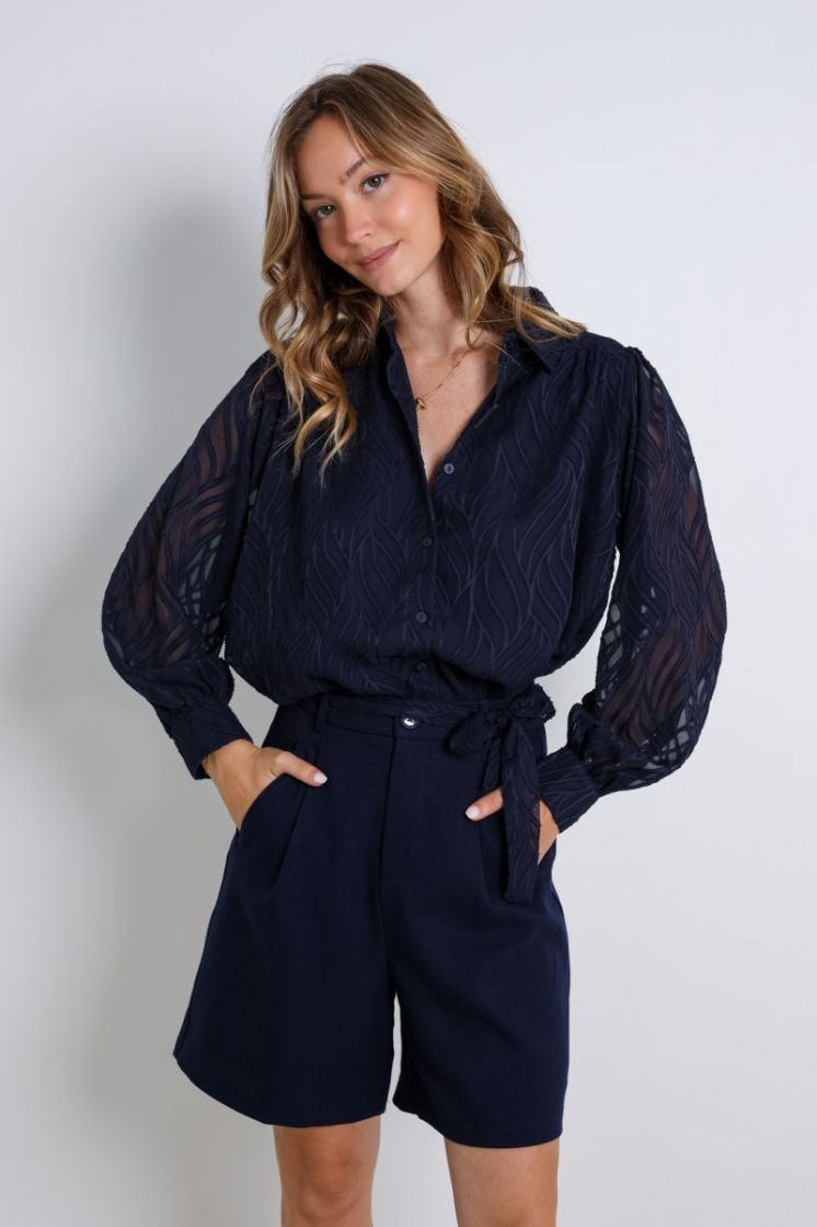 BLOUSE DETAIL BLUE