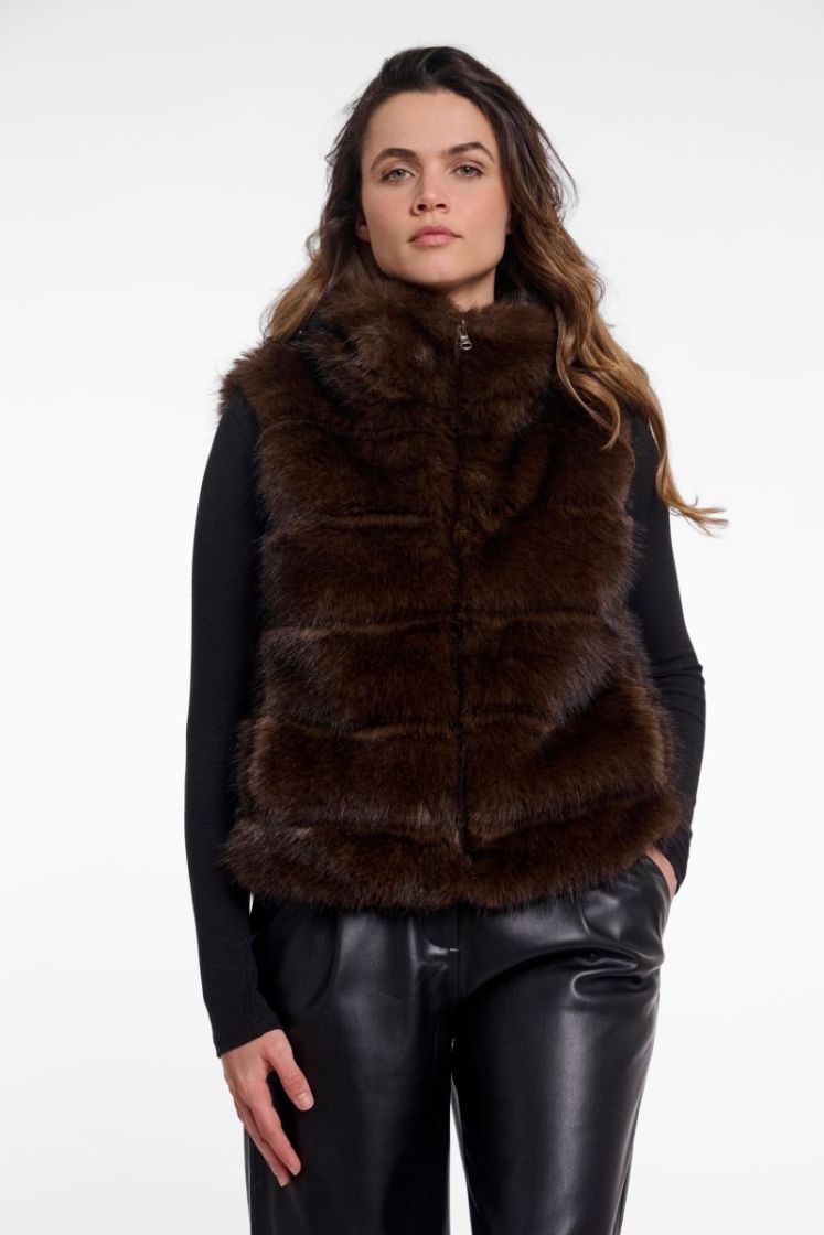 WAISTCOAT FAUX FUR DARK BROWN